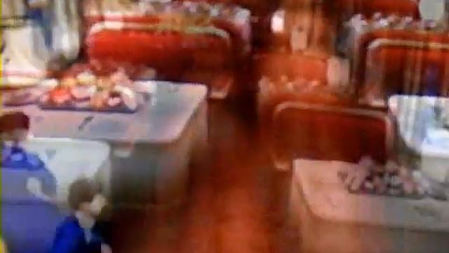 F-Play: The Polar Express Review смотреть онлайн