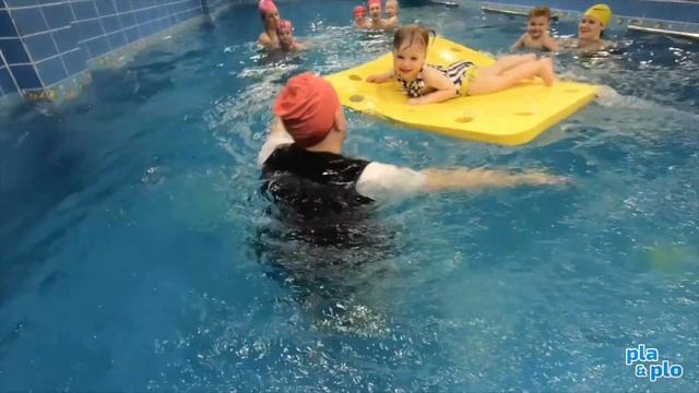 30 упражнений на плотике ~ Магазин оборудования для бассейнов PlaPlo