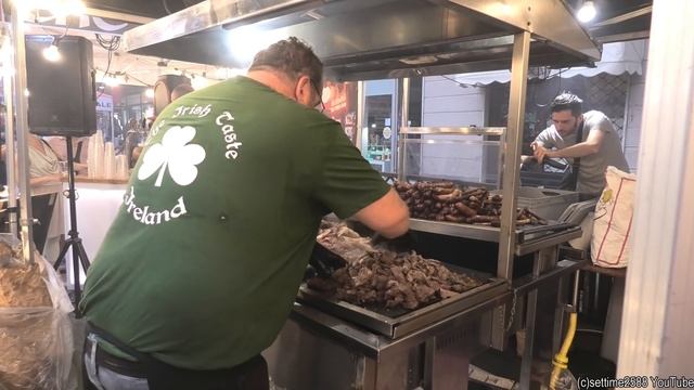 Italian Street Food Festival. Huge Beef Grills, Roasts, Burgers and Sausages. смотреть онлайн