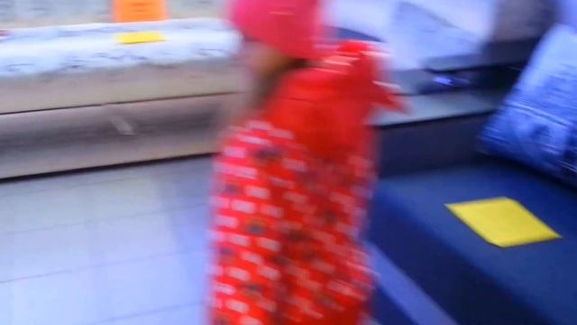 Мебельный магазин. Обзор мягкого уголка. смотреть онлайн