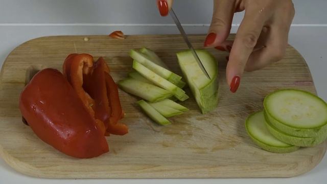 Дорадо фаршированная и запеченная в духовке с овощами! смотреть онлайн