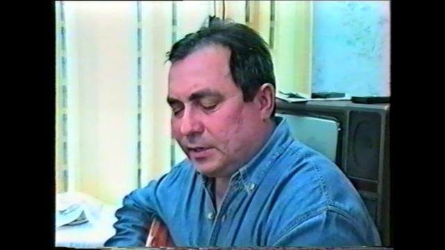 Юрий Кирсанов - Над горами цепляя вершины кружат вертолеты смотреть онлайн