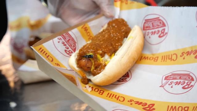This Must-Eat Chili Dog Is Washington D.C.'s Signature Dish | Legendary Eats смотреть онлайн