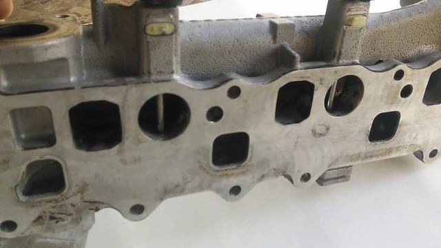 Mercedes Diesel OM642 3.0L V6 - Intake Manifold Runner Connecting Rod Replacement смотреть онлайн