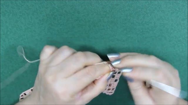 ВЕСЕННЯЯ ОВАЛЬНАЯ САЛФЕТКА С ТЮЛЬПАНАМИ. СХЕМА. ЧАСТЬ ВТОРАЯ. смотреть онлайн