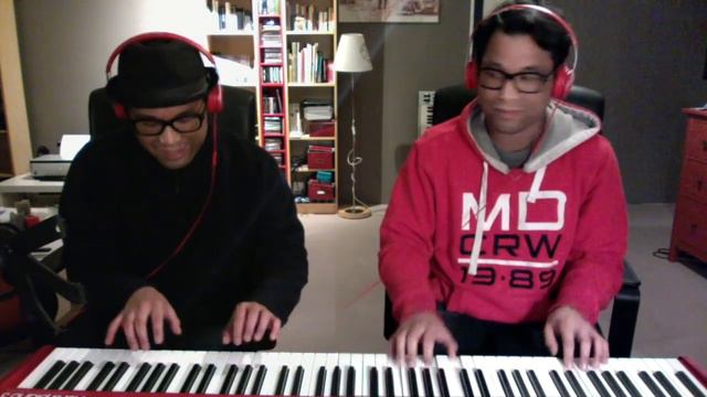 Two of a Kind - Jingle Bells Swing смотреть онлайн