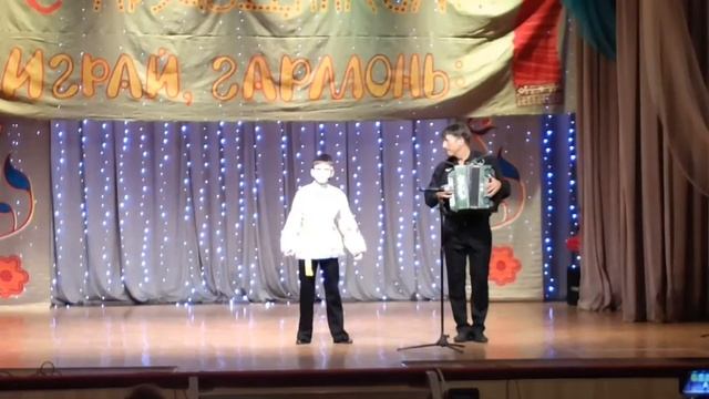 Номинация "Лучший исполнитель частушек" 7-13 лет ОЛЕГ САВИН - ЧАСТУШКИ смотреть онлайн