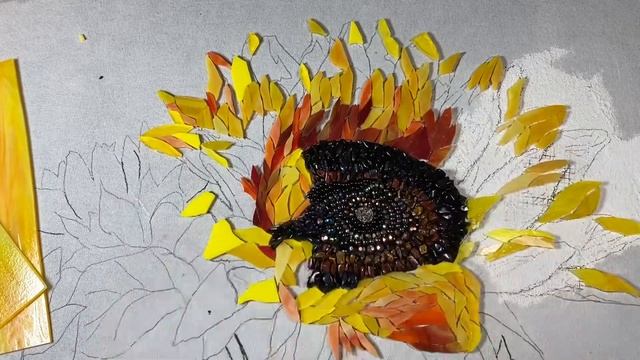 Ep. 92 HOW I MAKE BIG MOSAIC SUNFLOWERS and prepping two other substrates! смотреть онлайн