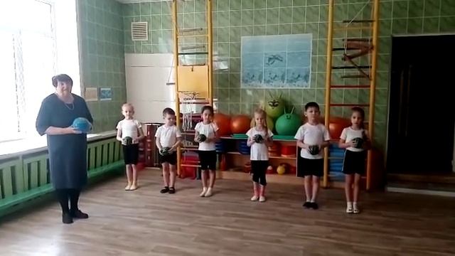 Видео Школа мяча смотреть онлайн