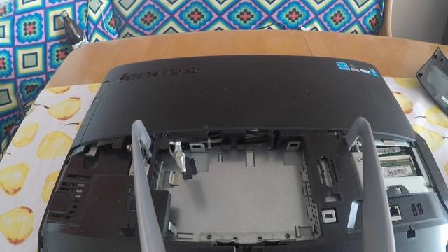 Lenovo All in One Upgrade SSD смотреть онлайн