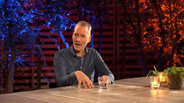 Meesters in de Tuin TV - Aflevering #2 - Starline zwembaden смотреть онлайн