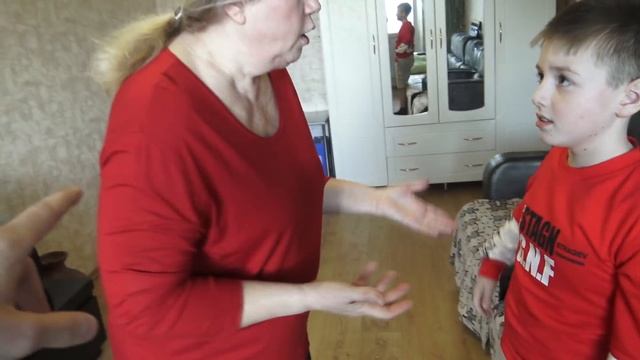 ГРИФЕР ОБОКРАЛ БАБУШКУ НА 130 000 РУБЛЕЙ В РЕАЛЬНОЙ ЖИЗНИ РАДИ МАЙНКРАФТ!| АНТИ-ГРИФЕР ШОУ #252 смотреть онлайн