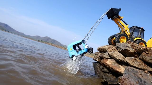 Грузовик/ Игрушки на природе смотреть онлайн