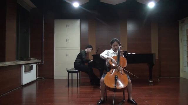 Prokofiev：Symphony-Concerto in E minor，Cello：YuEr Zhao смотреть онлайн
