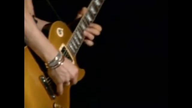 synyster gates vs slash смотреть онлайн