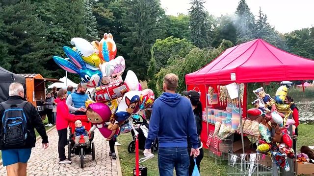 Прогулка по чешскому городу Градец Кралове / ЧУХИЯ / CZECH смотреть онлайн