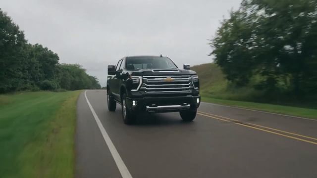 2024 Chevrolet Silverado HD - Walkaround | NewsAuto
