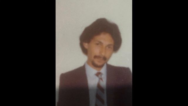 . الراوي محمد نجيب -مسرحية " قاضي لغرام смотреть онлайн