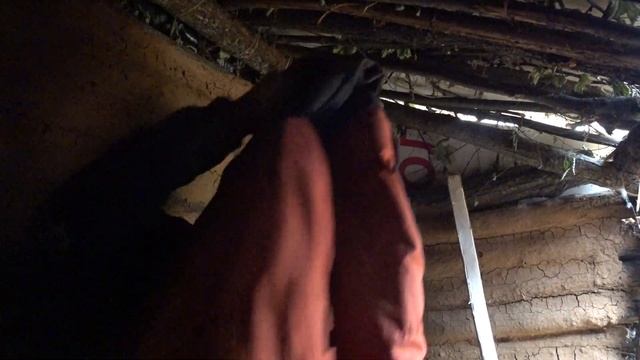 bushcraft землянка. Железная труба для лесной печи. Доработка лука выживания и попытка рыбалки! смотреть онлайн