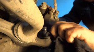 Замена пыльника шаровой на Mazda Demio