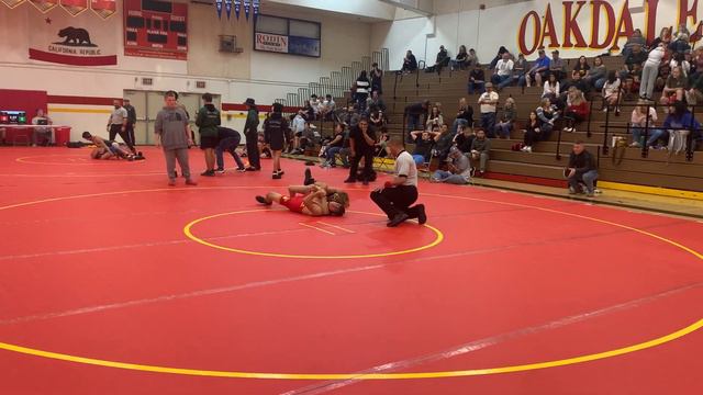 Kameron Rush (Del Oro) won by fall over Isaias Espino (Oakdale) (Fall 2:40) смотреть онлайн