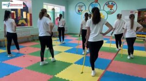 Комплекс производственной гимнастики с гимнастическими палками.