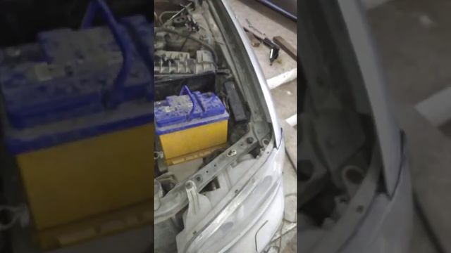 Nissan Maxima замкнуло АКБ и сгорел генератор.