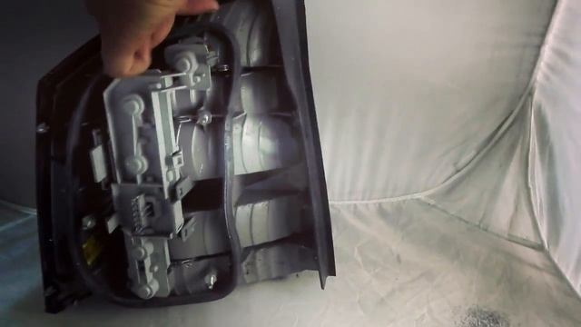 Opel Vectra C prawa lampa sedan смотреть онлайн