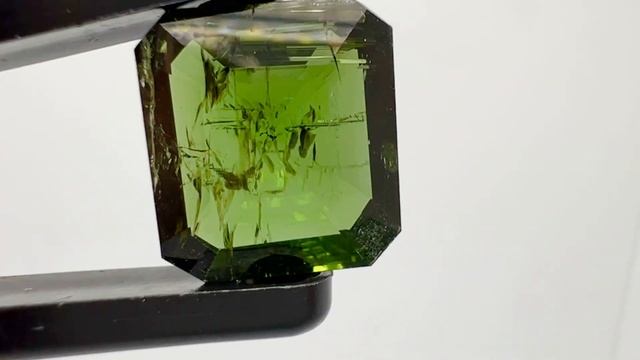 Натуральный зеленый турмалин 8,59 карат Edgar Sergems смотреть онлайн