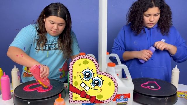 Twin Telepathy Pancake Art Challenge Valentine's Day Edition!! смотреть онлайн