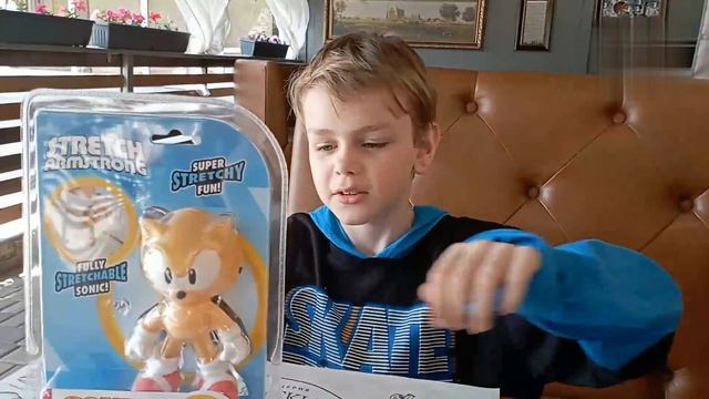 Сонник тянучка ? Игрушки Распаковка Выходные Кормим лебедей смотреть онлайн