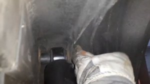 Renault scenic 1 I  shock absorber replacement   wymiana amortyzatora tył , tylnego