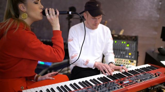 CHRISTIANE - Fire on Fire LIVE (Sam Smith cover) смотреть онлайн