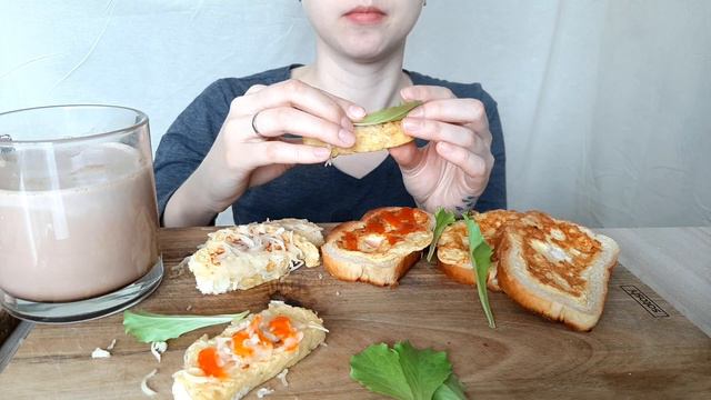 МУКБАНГ Бутерброды с сыром и сосисками АСМР | MUKBANG Cheese and sausage sandwiches смотреть онлайн