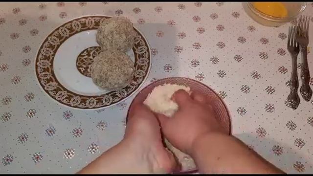 Зразы вы так ещё не готовили. Зразы мясные с яйцом. Очень вкусно. Мясные бомбы. смотреть онлайн