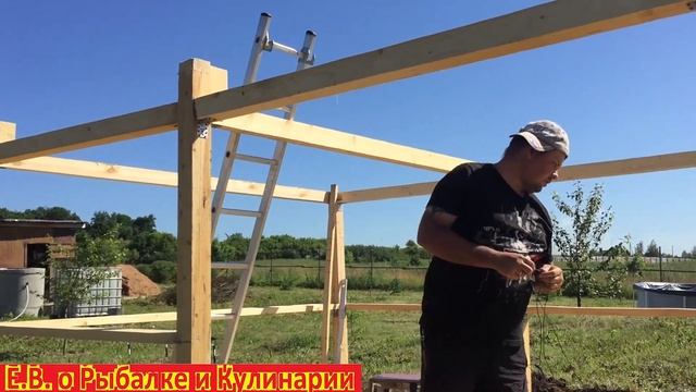 Как построить беседку на даче одному 6 на 3 за 8 дней.Супер бюджетная беседка своими руками.Часть 2 смотреть онлайн