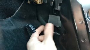 Замена лампочки на Renault Symbol 2, перегорелама ломпочка поворота, стоп сигнал ,