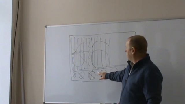 Летки и медовые запасы в ульях лежаках Владимирских-Якимова смотреть онлайн