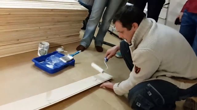 Как красить доски смотреть онлайн