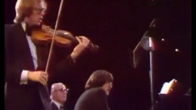 Shostakovich Violin Sonata op.134 Gavrilov Kremer live in Berlin смотреть онлайн