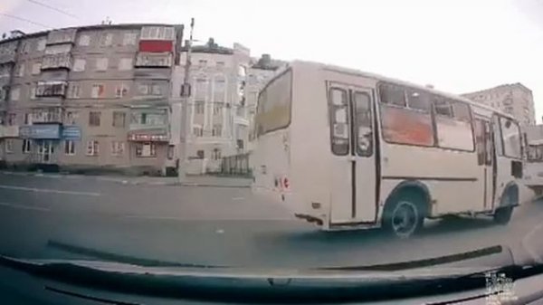 Пазики. Много пазиков