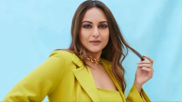 WHY SONAKSHI SINHA LEFT BOLLYWOOD? ACTRESS WHO WAS BULLIED FOR HER BODY TYPE смотреть онлайн