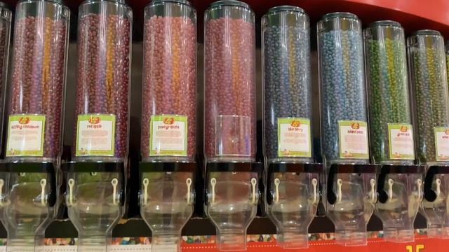 Candylicious in Dubai Mall смотреть онлайн