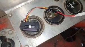 Ремонт проводки  трактора Т-25.