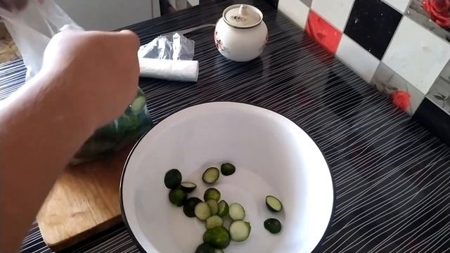 ОГУРЦЫ В ПАКЕТЕ смотреть онлайн