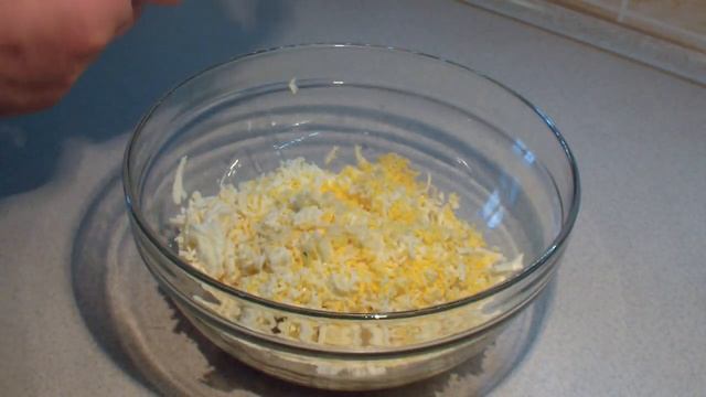 Вкусная намазка на хлеб из тунца / Tasty spread of tuna bread смотреть онлайн