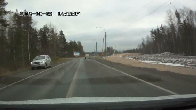 Тачку намотало вокруг столба. смотреть онлайн