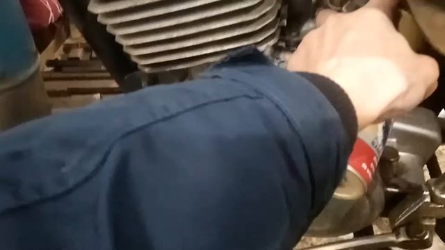 Переливает карбюратор Pacco на мотоцикле Минск 125 ищу решение проблеми смотреть онлайн