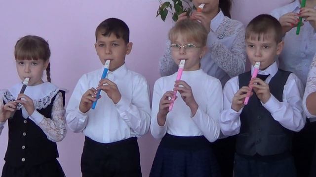 "Свирелька", анс., В. Шаинский "В траве сидел кузнечик" смотреть онлайн