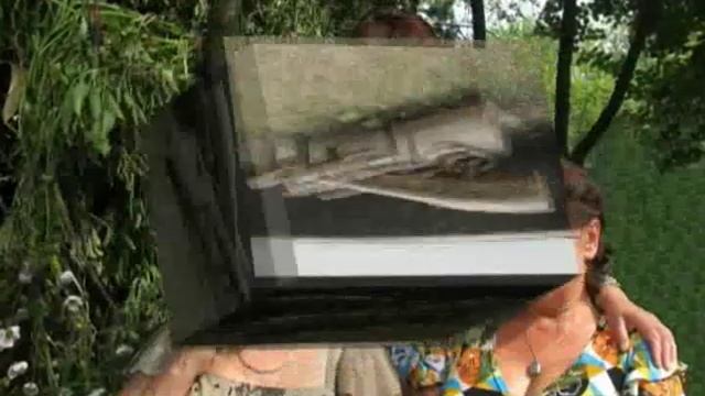 Белый день-Весело живём смотреть онлайн